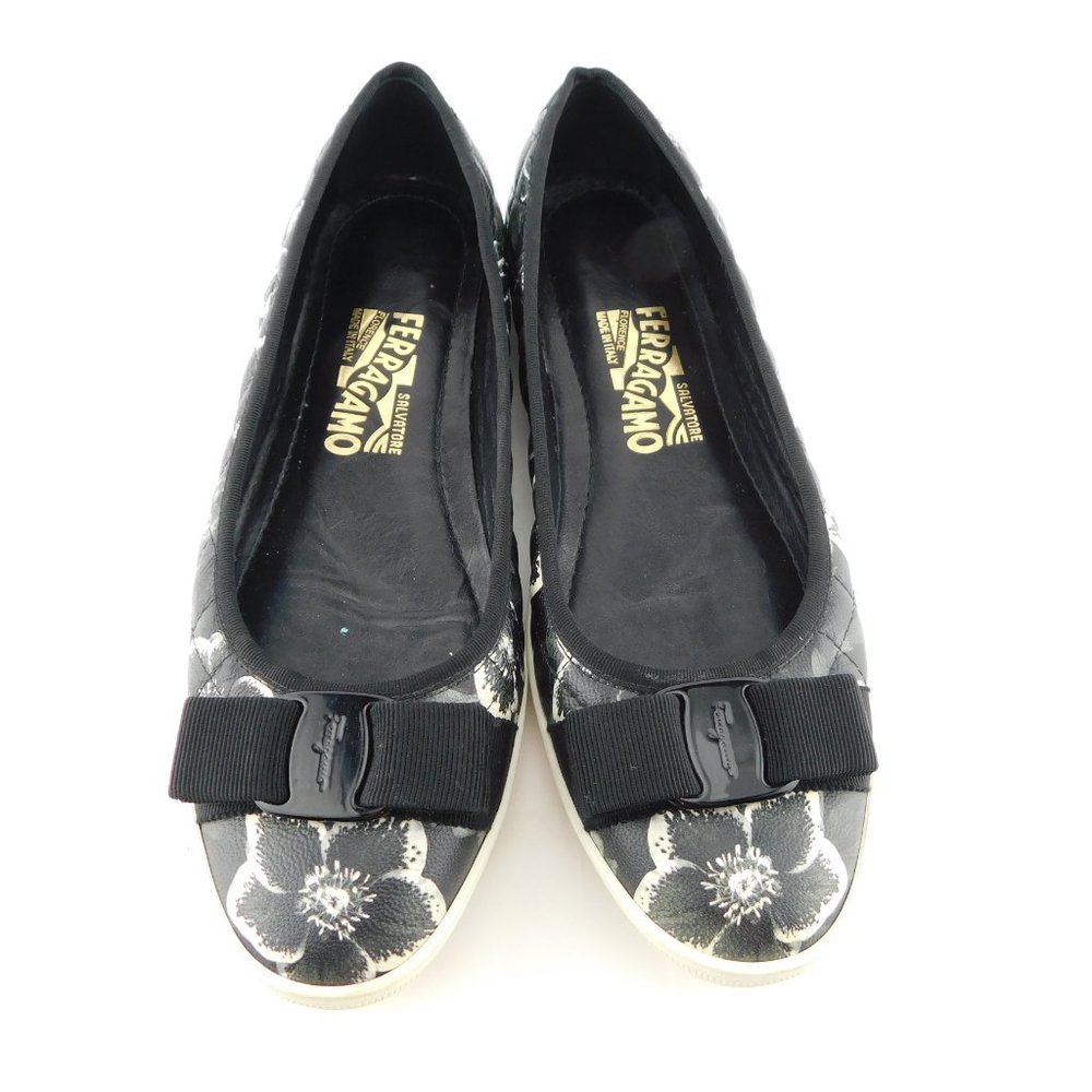 FERRAGAMO Vara Logo Bow Black Quilted Floral Leather Slip-on Sneaker Flats 7.5 C